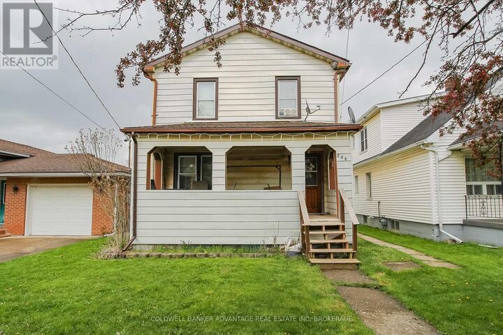 Photo de la propriété:  236 Wallace Avenue South  ON L3B 1R6 