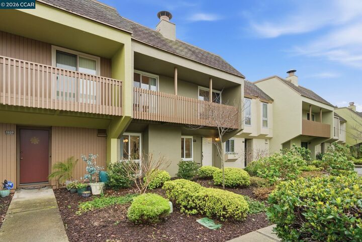 Property Photo: 3037 Linda Vis CA 94502