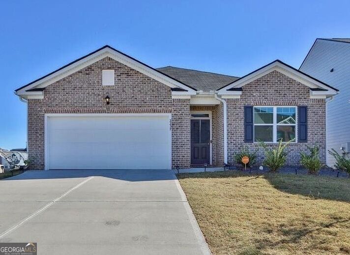 Property Photo: 2237 Pelham Pass GA 30019