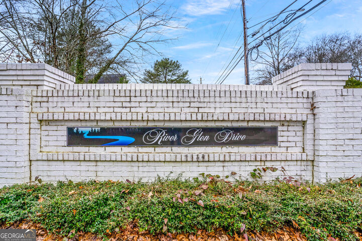 Property Photo:  6487 River Glen Drive  GA 30296 