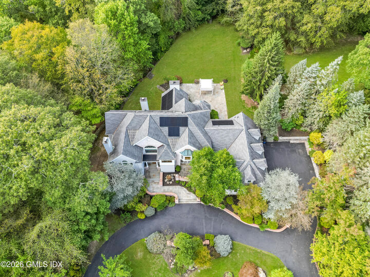 Property Photo:  39 Running Brook Lane  CT 06840 