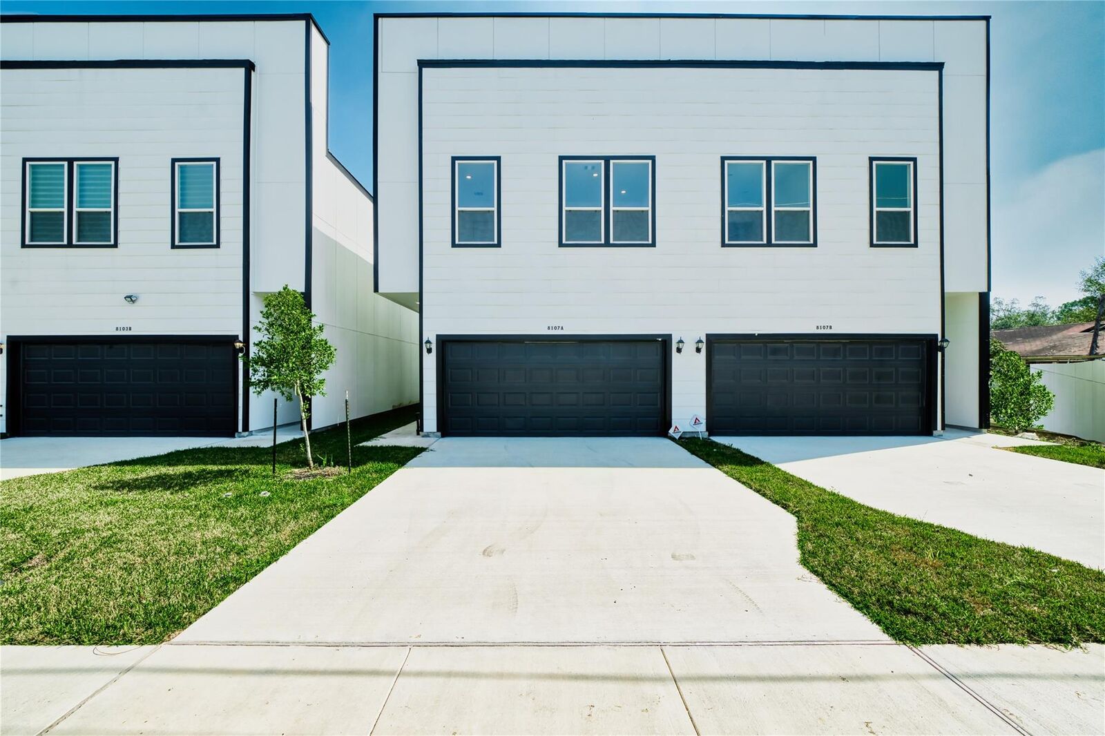 Property Photo:  8107 Calhoun Road  TX 77033 