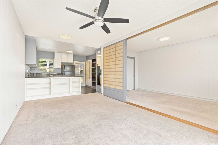 Property Photo: 1002-A Prospect Street 14 HI 96822