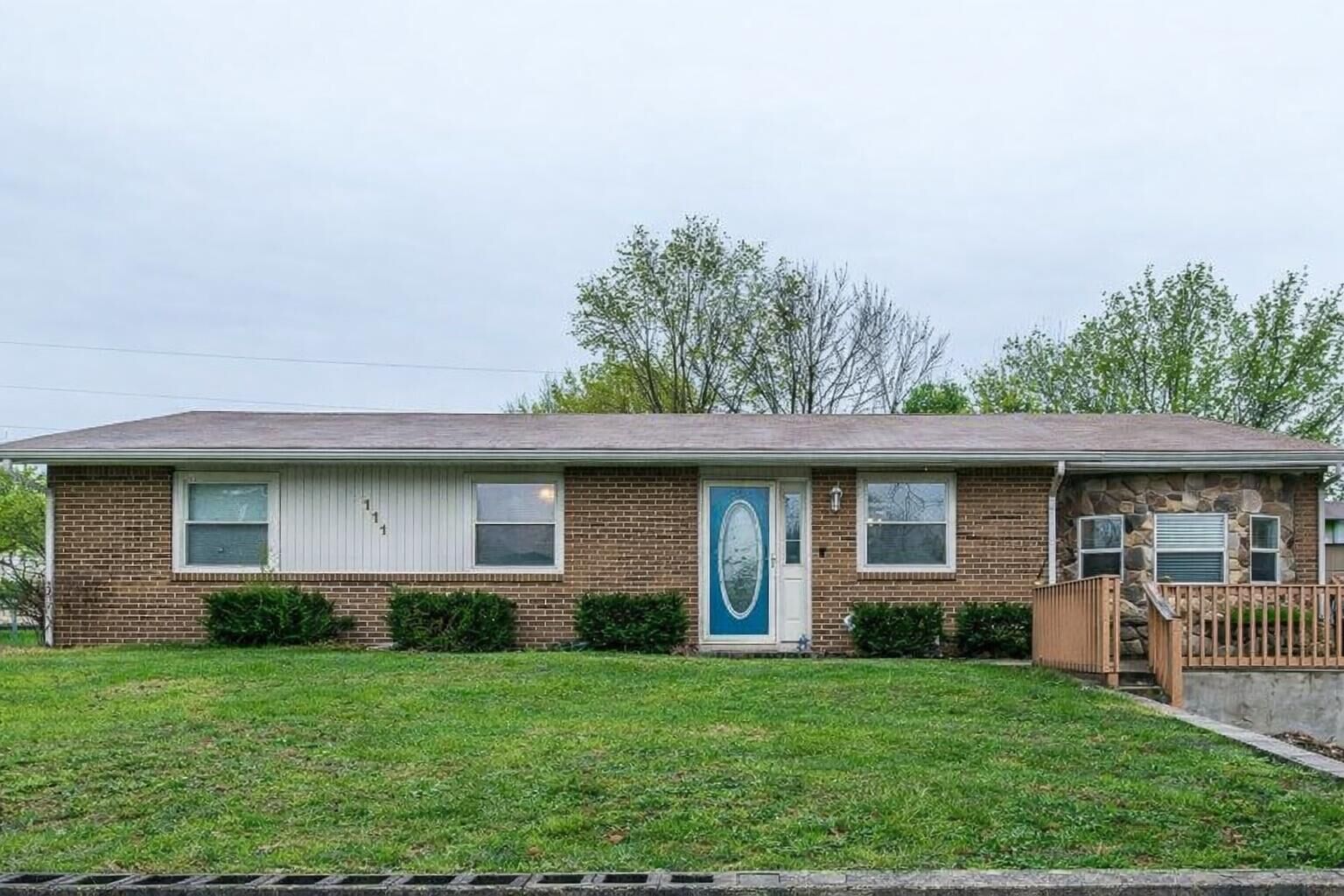Property Photo:  111 Hillside Drive  KY 40324 