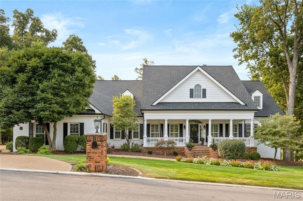 Property Photo:  6 Whitmoor Court  MO 63304 