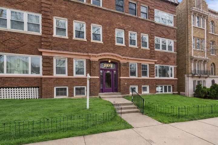 Property Photo:  2572 N Prospect Ave D  WI 53211 