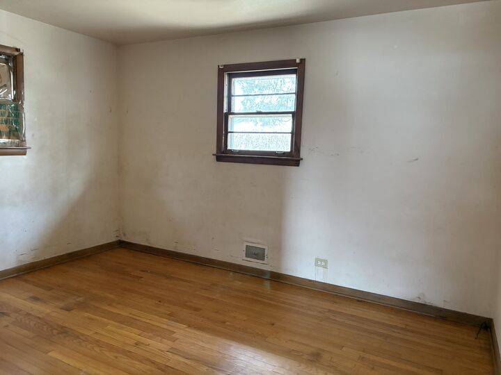 Property Photo:  115 N Greenview Avenue  IL 60060 