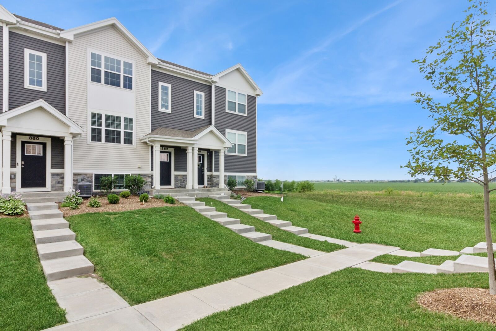 Property Photo:  862 Briar Glen Court  IL 60140 