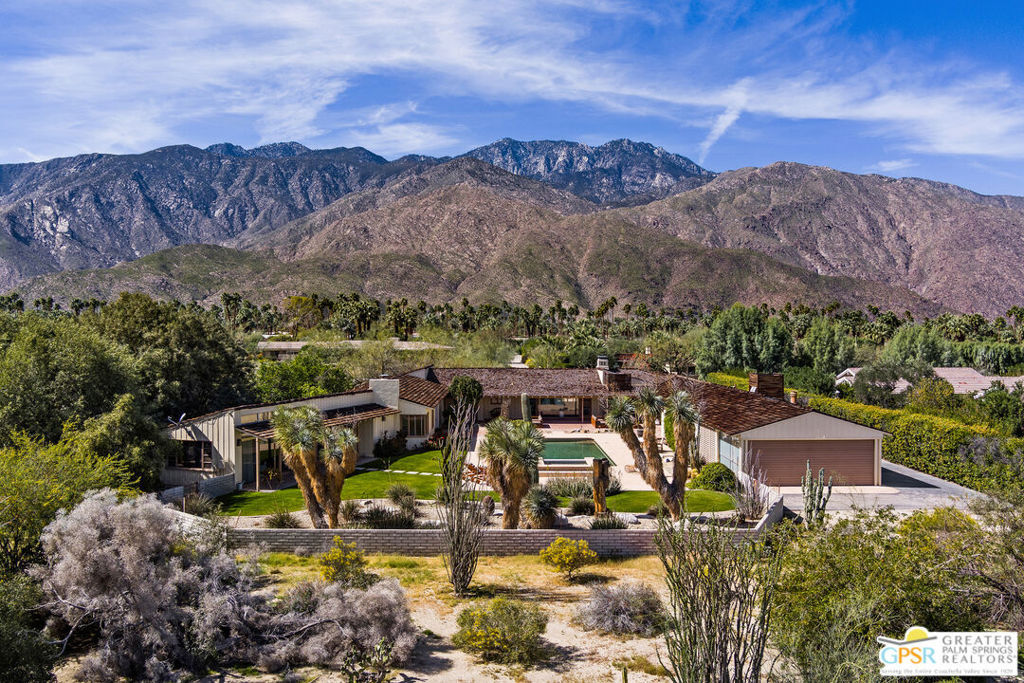 Property Photo:  1850 Smoke Tree Lane  CA 92264 