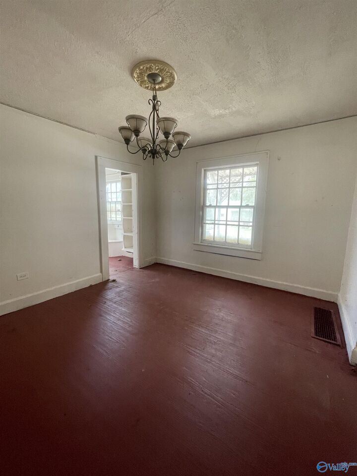 Property Photo:  515 Elm Avenue  AL 35903 