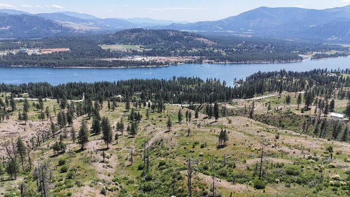 Property Photo:  35000 Hwy 20 Hwy E  WA 99141 