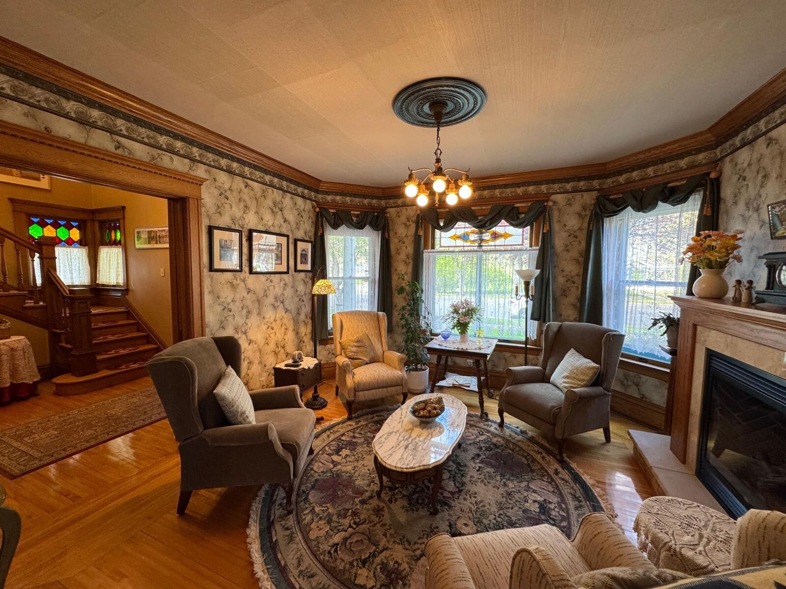 Property Photo:  312 7th Avenue S  MN 55371 