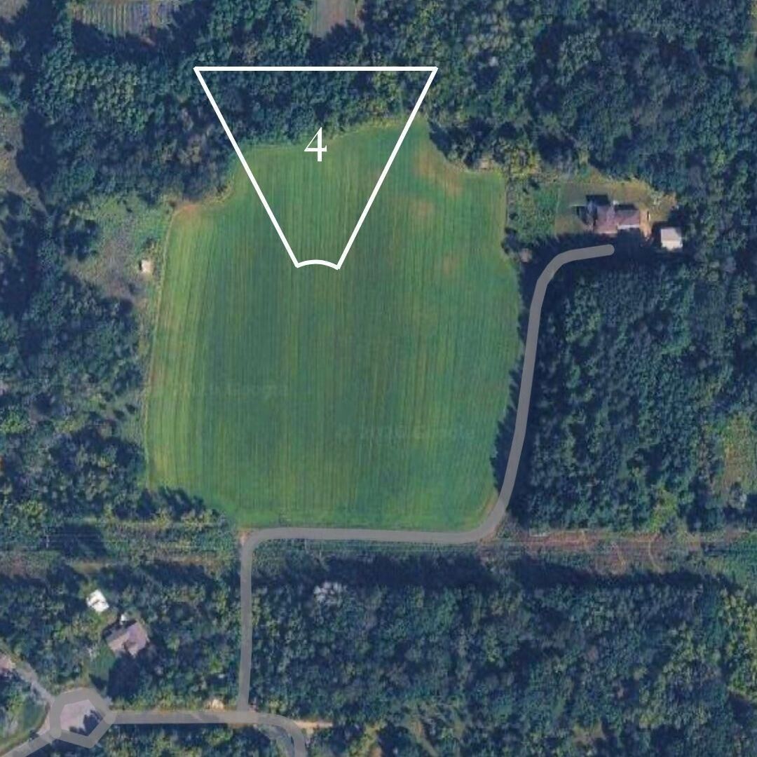 Property Photo:  Lot 4 Glen Oaks Drive  WI 54022 