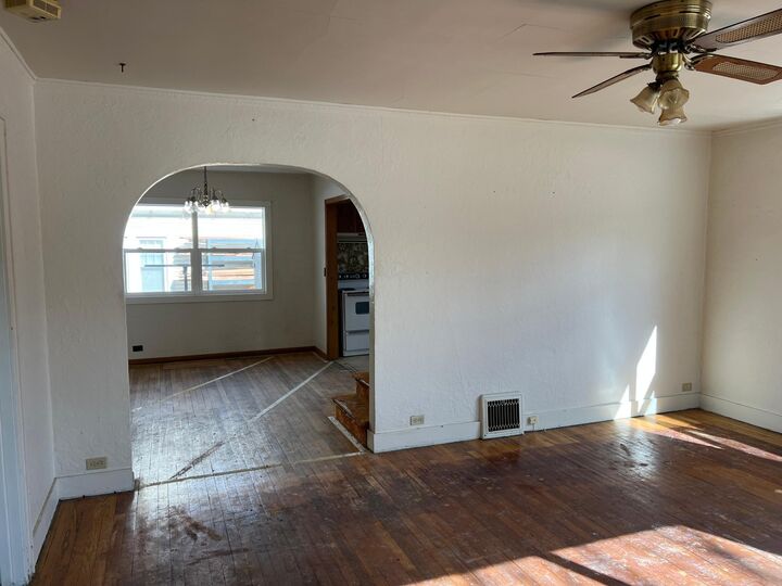 Property Photo:  225 E 3rd Street  MN 56007 