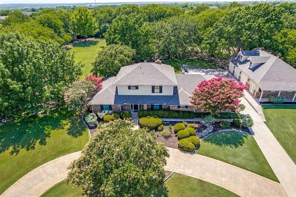 Property Photo:  4100 Rawleigh Drive  TX 76126 