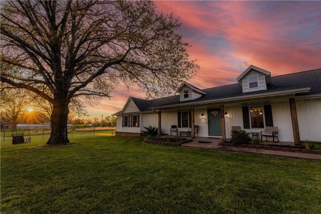 Property Photo:  9248 E McNelly Road  AR 72712 