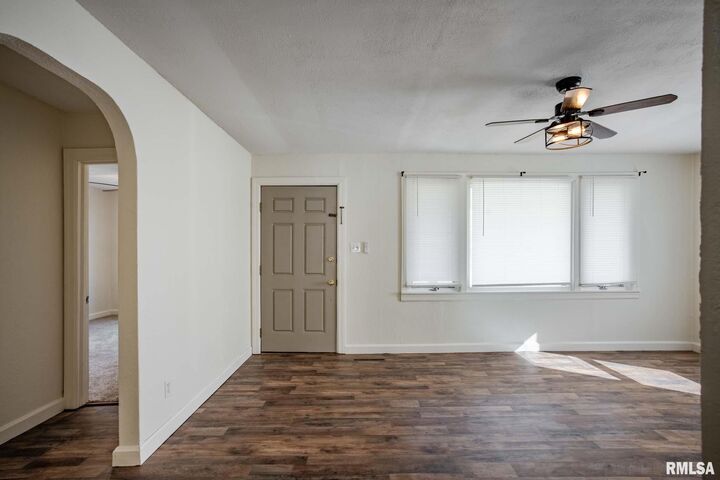 Property Photo:  406 Charlotte Road  IL 62959 