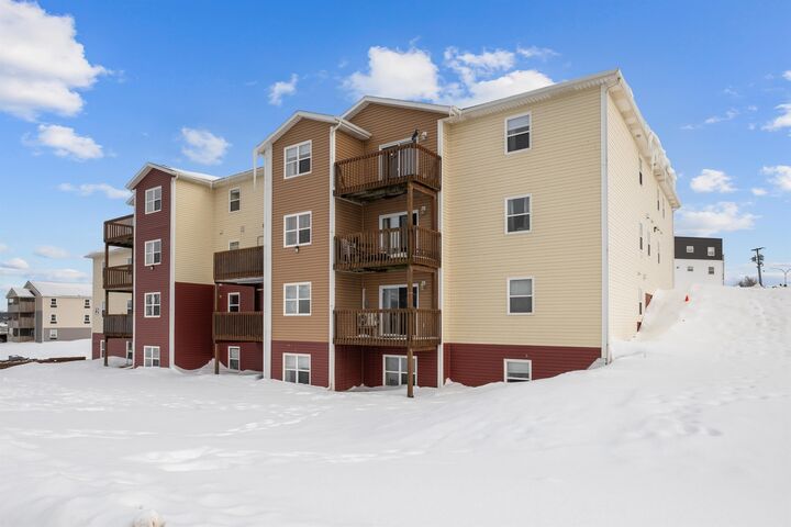 Property Photo: 2 Elena Court 5 PE C1C 0B2