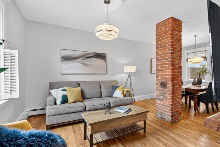 Property Photo: 361-363 Queen Street PE C1A 4C7