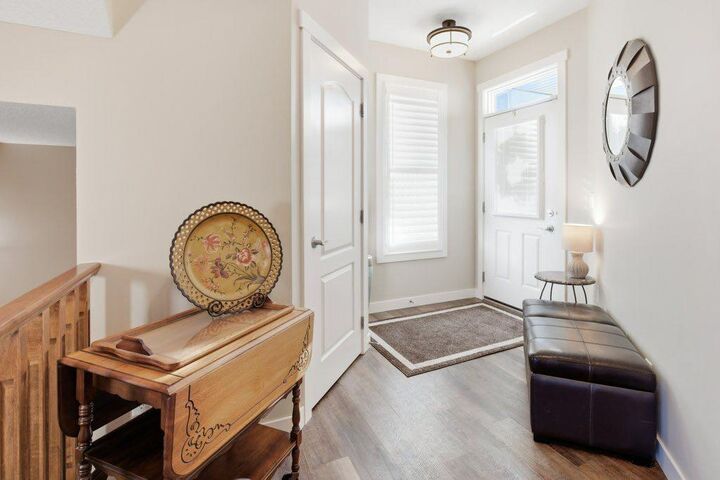 Property Photo: 54 Crestbrook Drive SW AB T3B 5X7