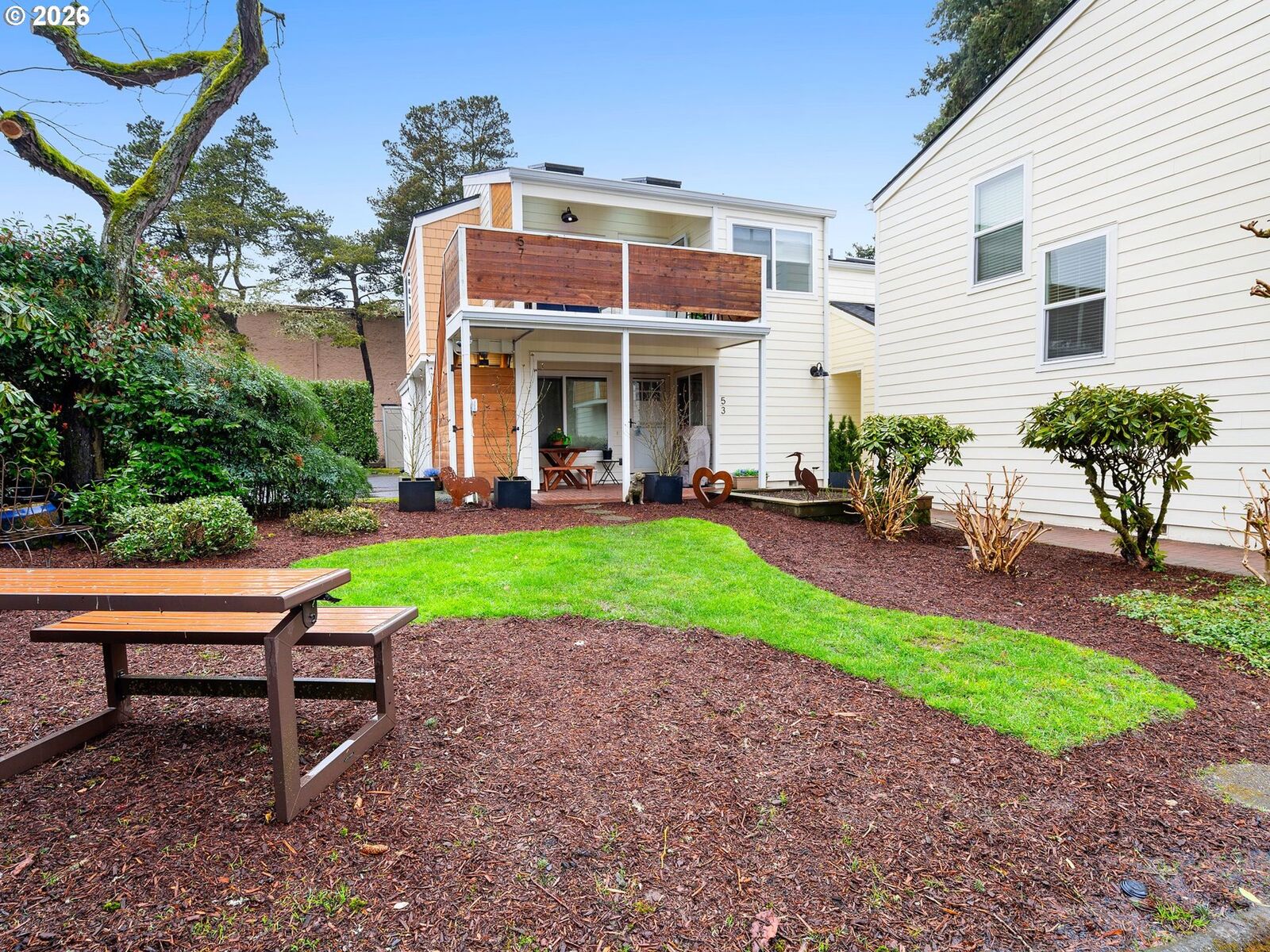 Property Photo:  61 Church St  OR 97034 