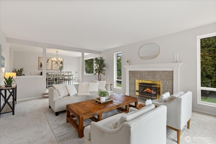 Property Photo:  6611  129th Avenue SE  WA 98006 