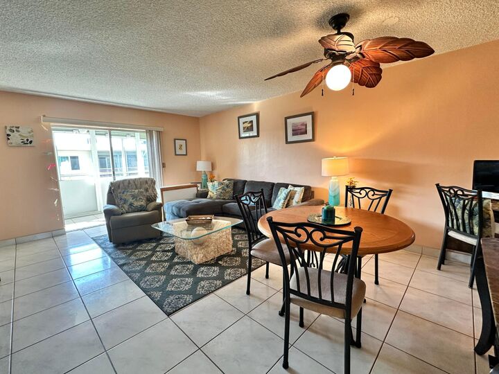 Property Photo:  2606 S Garden Drive 311  FL 33461 