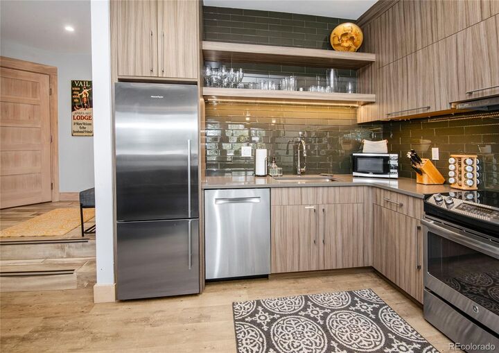 Property Photo:  4192 Spruce Way 109A  CO 81657 