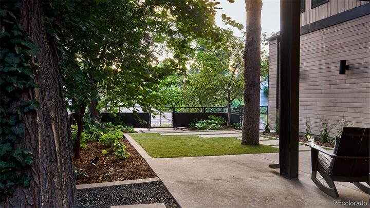 Property Photo:  2490 S Garfield Street  CO 80210 