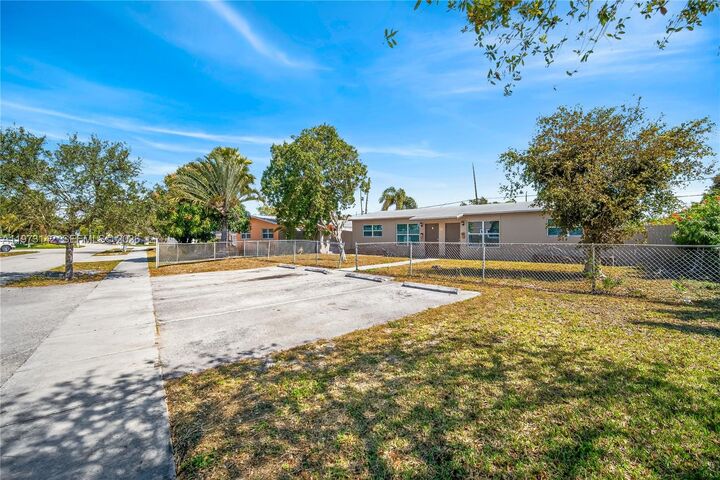 Property Photo:  1920 NE 2nd Ter  FL 33060 