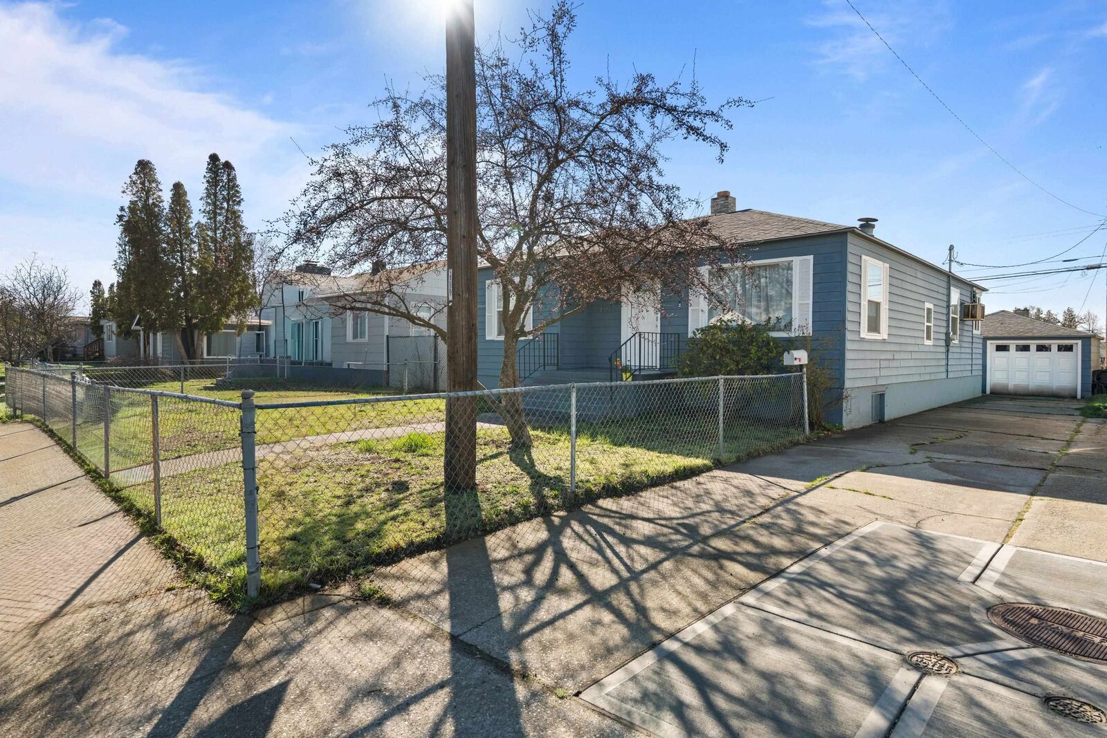 Property Photo: 204 E Princeton Ave WA 99207