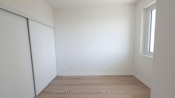 Property Photo:  15 Ellerslie Avenue 1903  ON M2N 0L7 