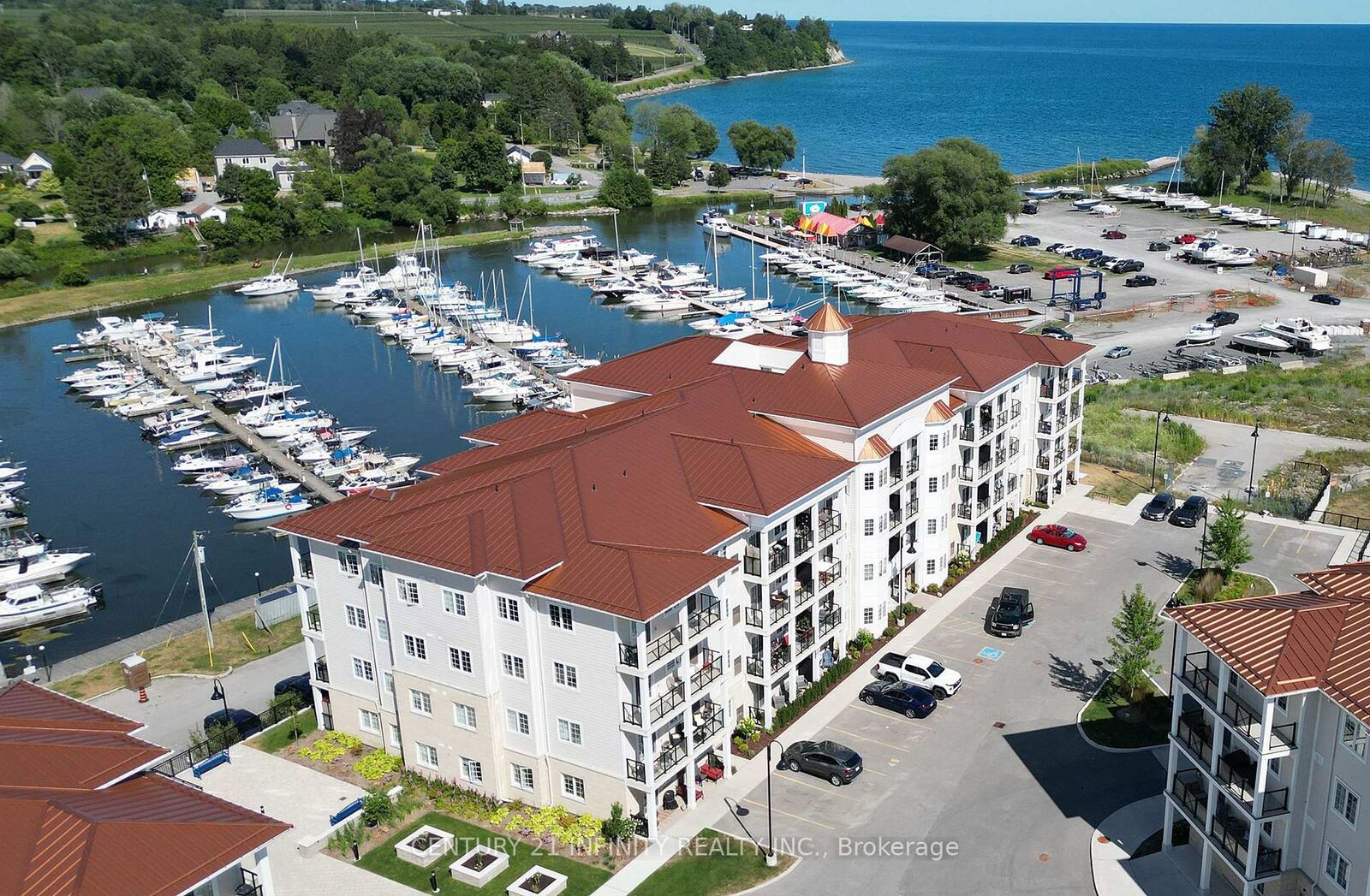 Property Photo:  70 Shipway Avenue 204  ON L1B 0V7 