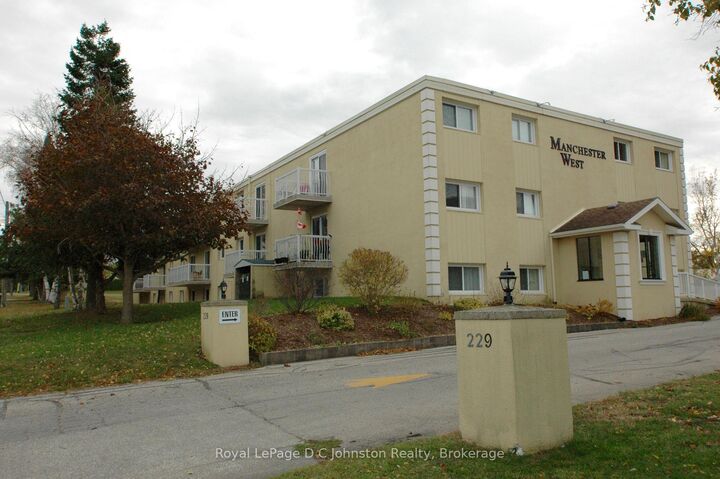 Property Photo: 229 Adelaide Street 306 ON N0H 2L0