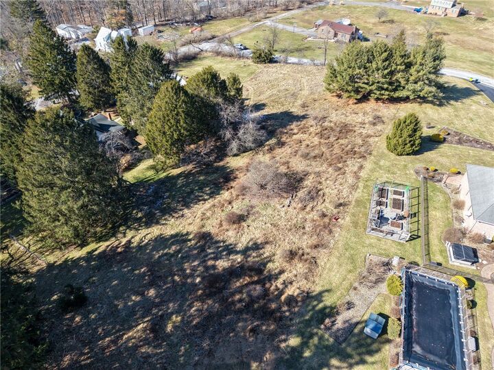 Property Photo:  4990 Lakewood Rd  PA 15044 