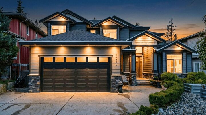 1020 Jay Crescent — photo 1