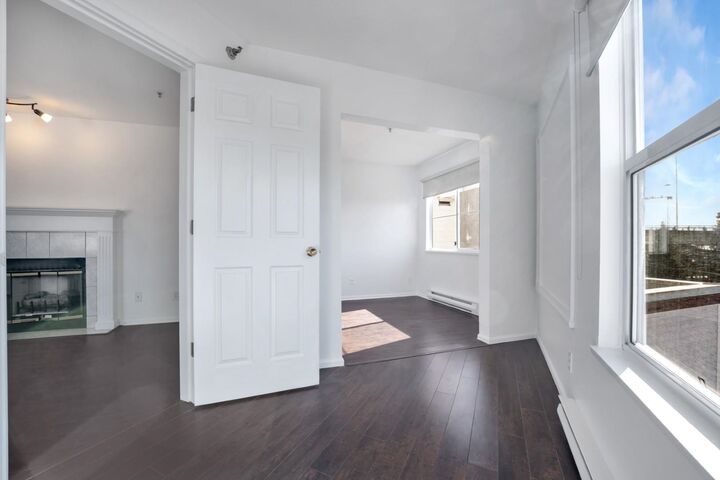 Property Photo: 1328 W 73rd Avenue 12 BC V6P 3E7