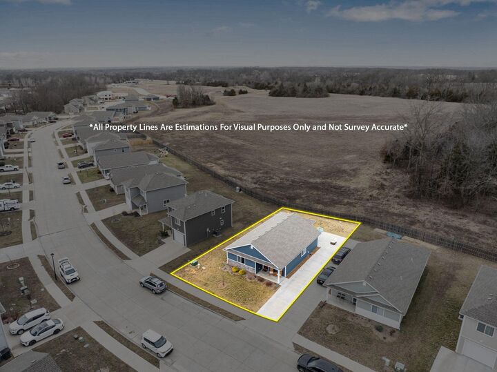 Property Photo:  8065 N Glen Meadow Dr  MO 65202 