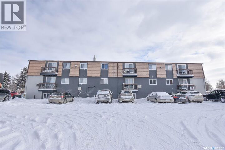 Property Photo:  18 116 Acadia Court  SK S7H 4T7 