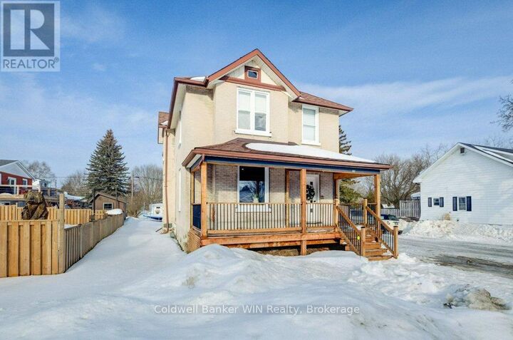 Photo de la propriété:  30 Queen Street North  ON N0G 1Z0 