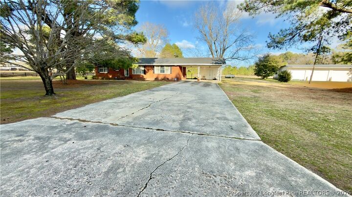 Property Photo: 5271 Tobacco Road NC 28369