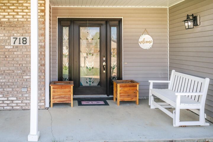 Property Photo: 718 E Appomatox Court IN 47429