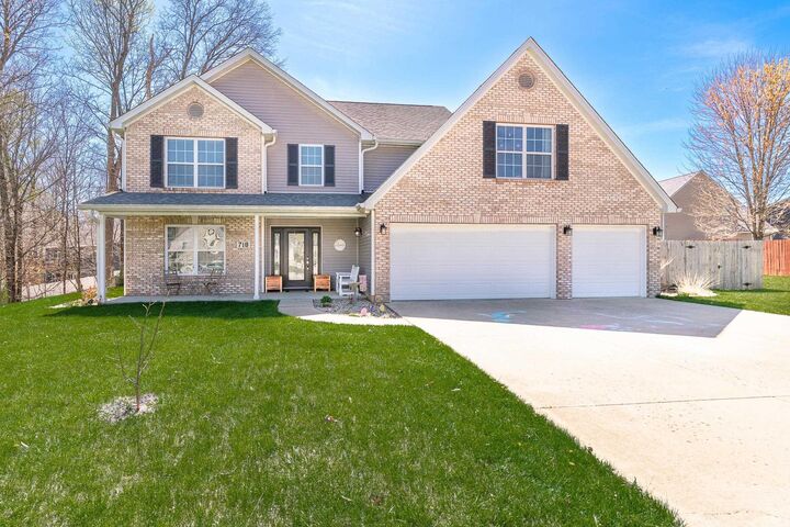 Property Photo:  718 E Appomatox Court  IN 47429 