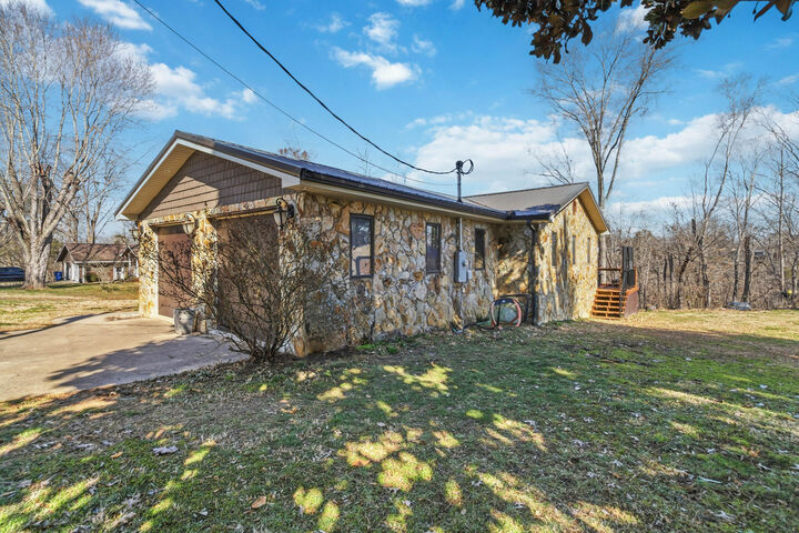 Property Photo:  194 Military Road  KY 42503 