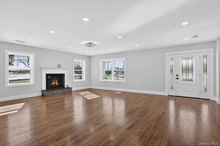 Property Photo: 864 Route 17M NY 10940