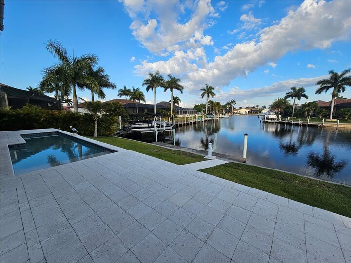 Property Photo: 1631 Casey Key Drive FL 33950