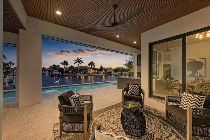 Property Photo:  1631 Casey Key Drive  FL 33950 