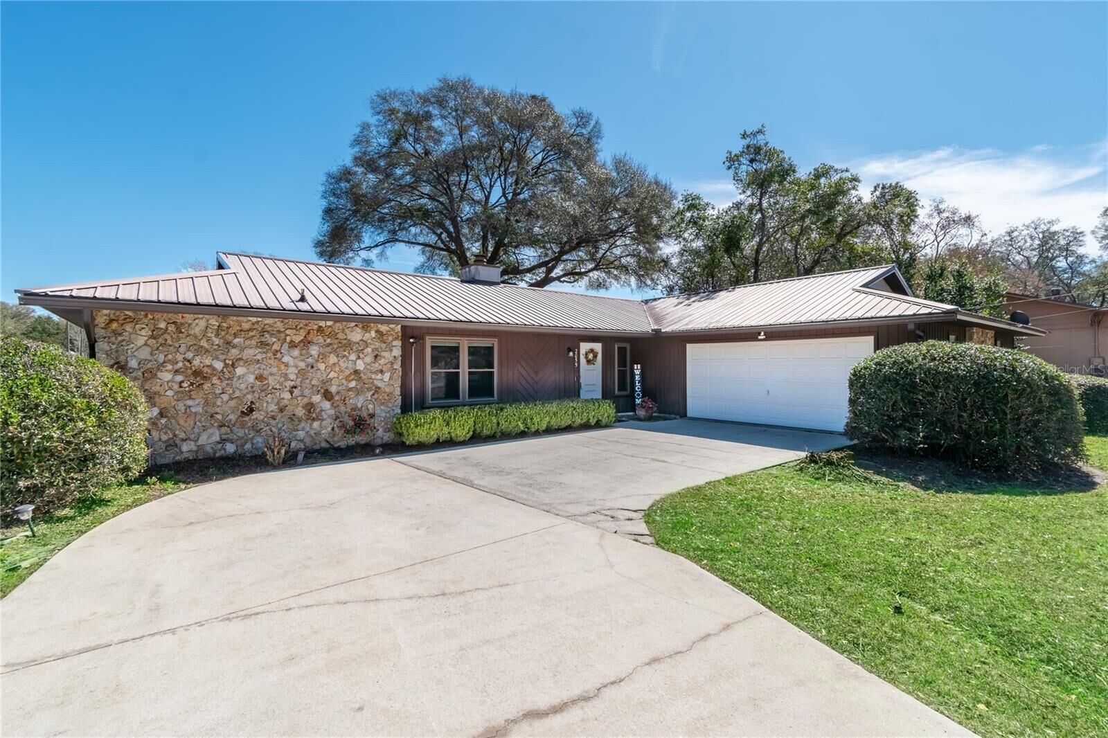Property Photo: 2055 SE 50th Terrace FL 34480