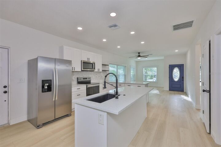 Property Photo: 829 18th Street S FL 33712