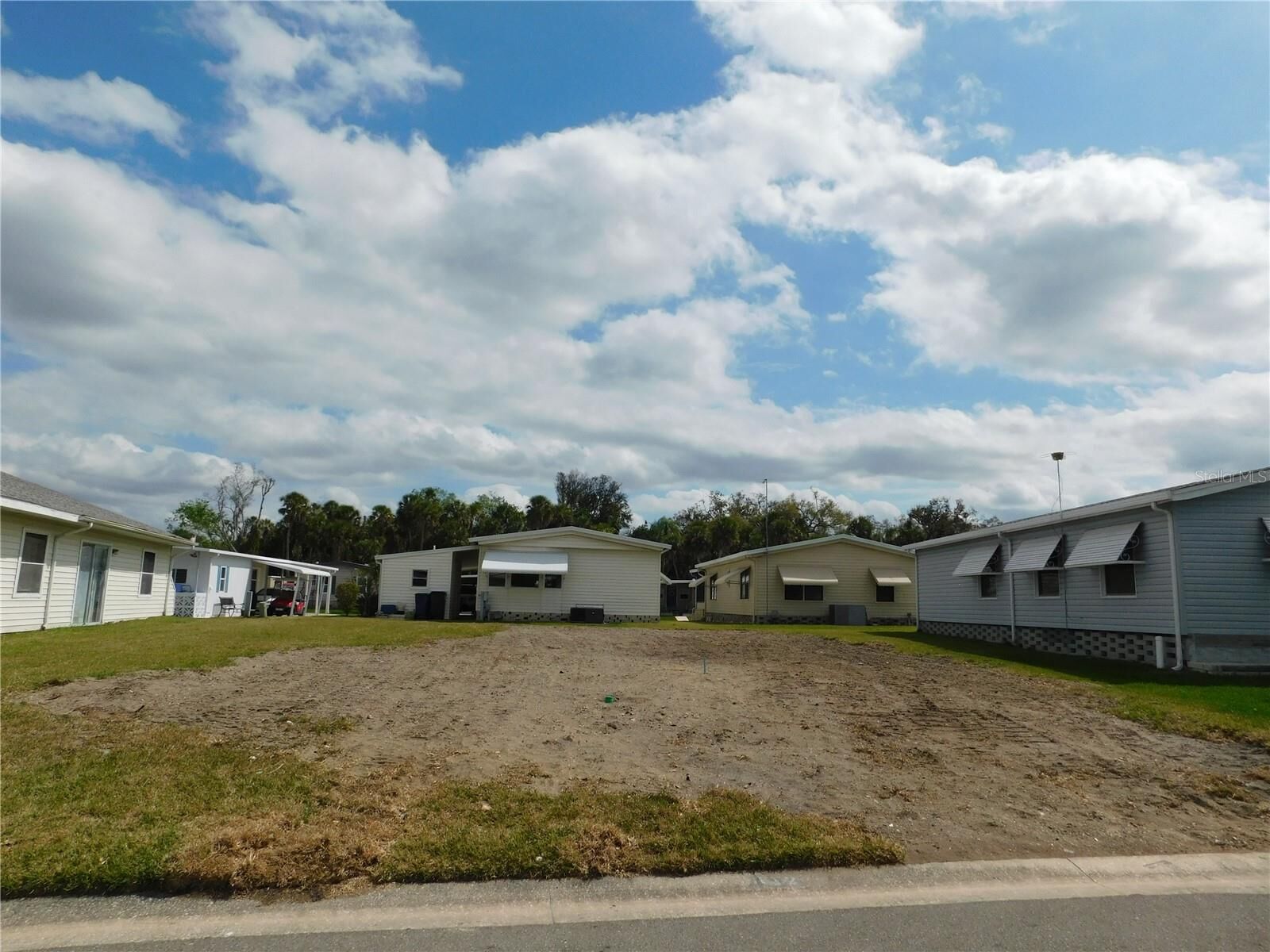 Property Photo: 4527 13th Street E FL 34222